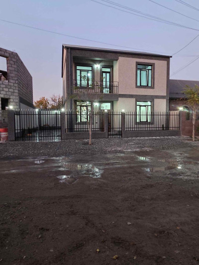 Կոդ AA-6386  Վաճառվում է նորակառույց առանձնատուն