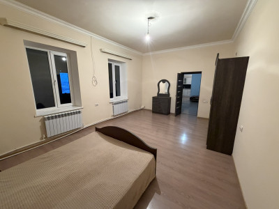 Կոդ AA-8903 Վաճառվում Է առանձնատուն
