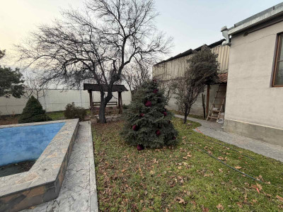 Կոդ AA-4405   Վաճառվում է առանձնատուն