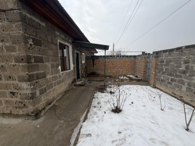 Կոդ AA-0308 աճառվում է առանձնատուն