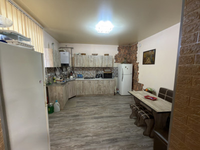 Կոդ AA-4770 Վաճառվում է առանձնատուն