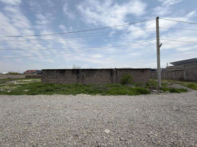 Կոդ HA-1128 Վաճառվում է տնամերձ հող