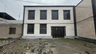 Կոդ AA-5858 Վաճառվում է առանձնատուն
