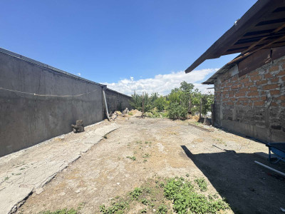 Կոդ AS-8186 Վաճառվում է առանձնատուն