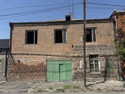 Կոդ AA-3810 Վաճառվում է առանձնատուն