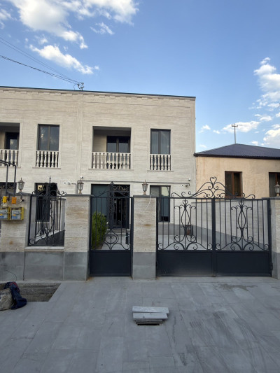 Կոդ AA-5599 Վաճառվում է նորակառույց առանձնատուն