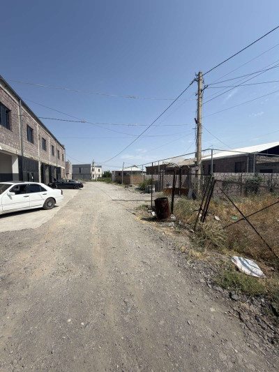 Կոդ HA-7525 Վաճառվում է տնամերձ հող