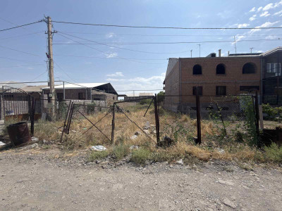 Կոդ HA-7525 Վաճառվում է տնամերձ հող