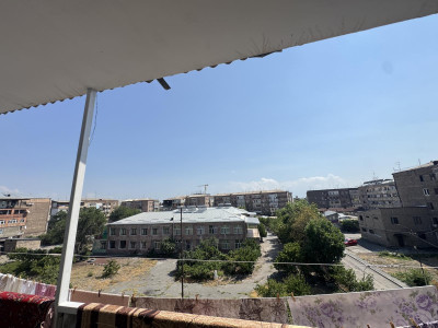 Կոդ BS-4264 Վաճառվում է բնակարան