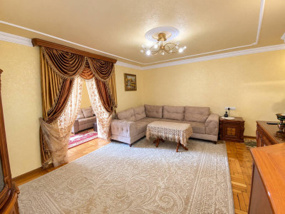 Կոդ BS-3011 Վաճառվում է բնակարան