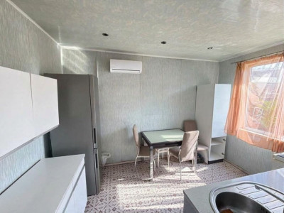 Կոդ AA-8083 Վաճառվում է առանձնատուն