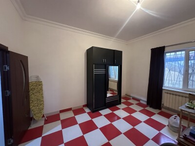 Կոդ AA-1209  Վաճառվում է առանձնատուն
